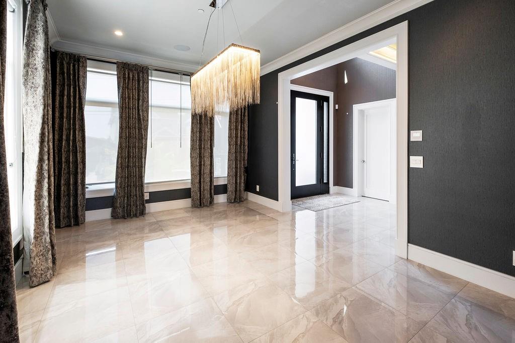 185 Radcliff Road Grasmere Staten Island NY 10305