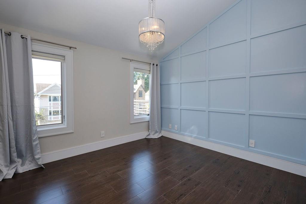 185 Radcliff Road Grasmere Staten Island NY 10305