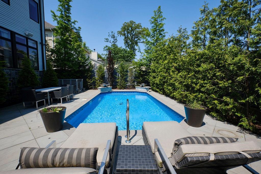 185 Radcliff Road Grasmere Staten Island NY 10305