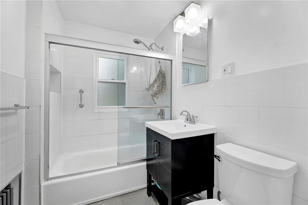 1224 East 37th Street Flatlands Brooklyn NY 11210