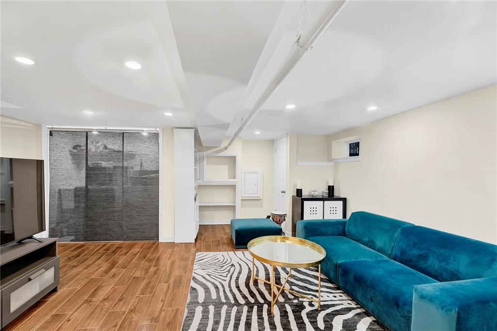 1224 East 37th Street Flatlands Brooklyn NY 11210