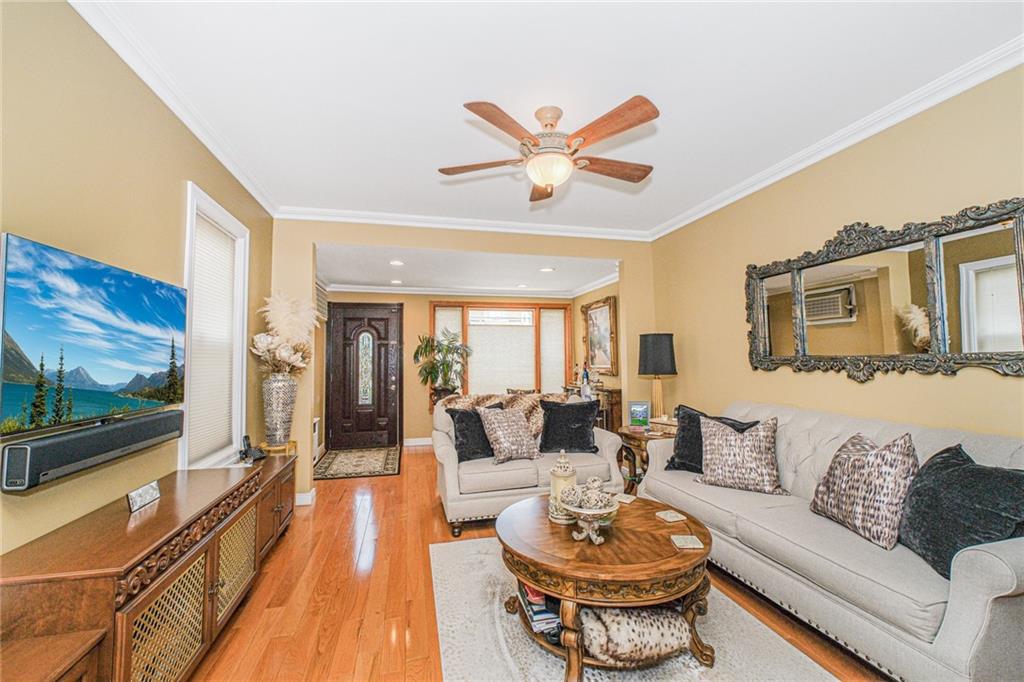 1042 76th Street Dyker Heights Brooklyn NY 11228