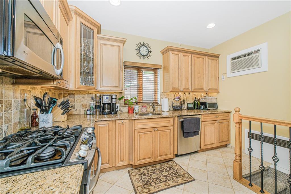 1042 76th Street Dyker Heights Brooklyn NY 11228