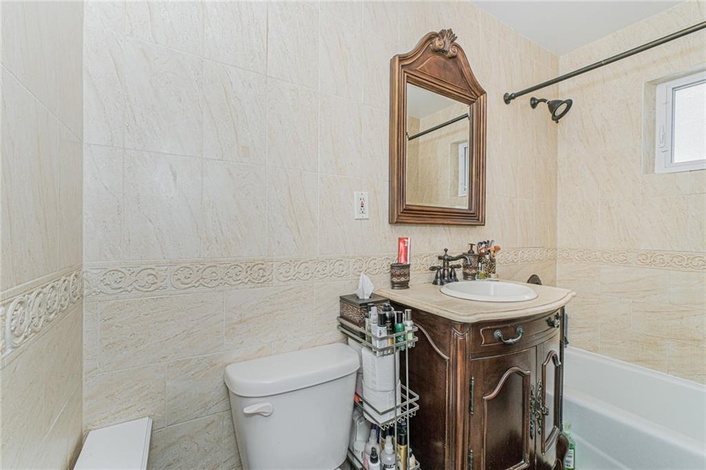 1042 76th Street Dyker Heights Brooklyn NY 11228