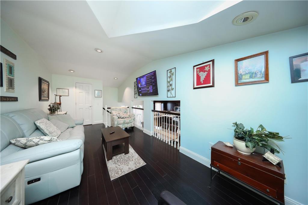 437 Winant Avenue Rossville Staten Island NY 10309
