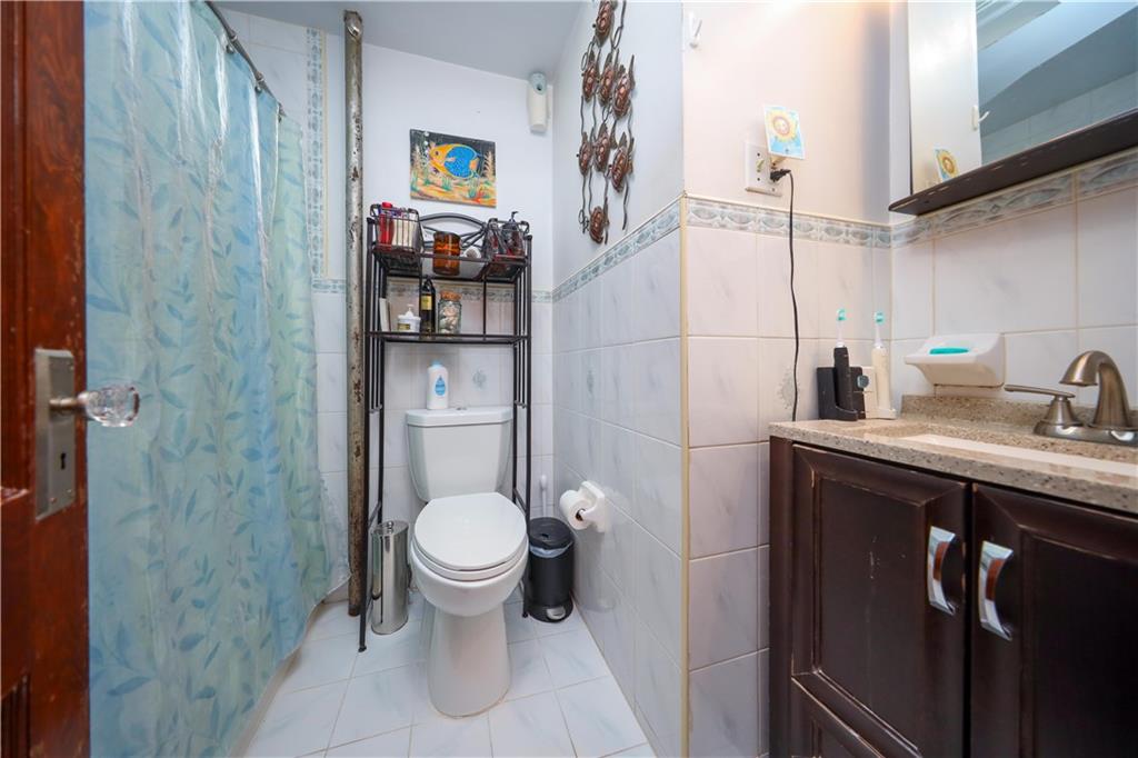 32 Gatling Place Dyker Heights Brooklyn NY 11209