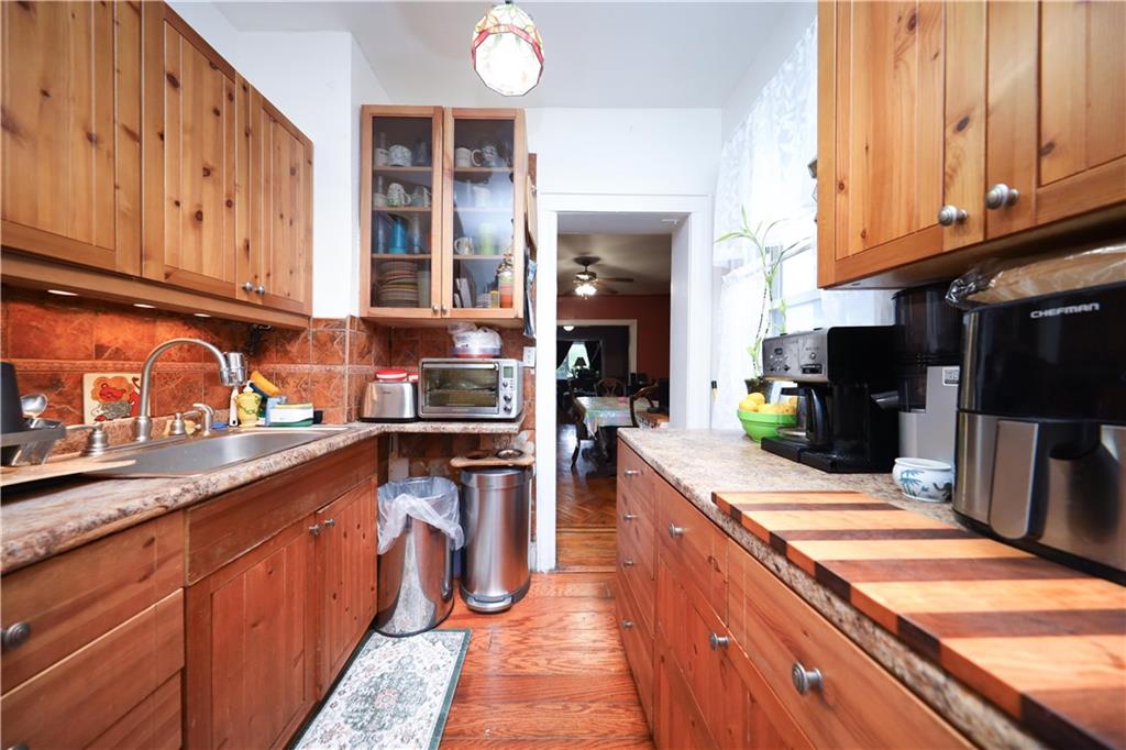 32 Gatling Place Dyker Heights Brooklyn NY 11209
