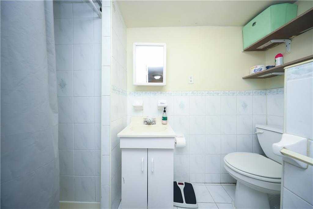 32 Gatling Place Dyker Heights Brooklyn NY 11209