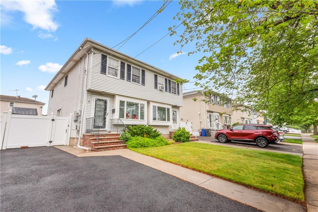 41 Bent Street Eltingville Staten Island NY 10312