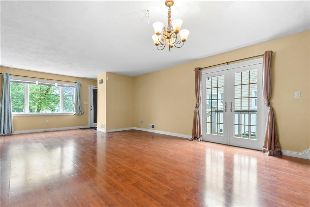 41 Bent Street Eltingville Staten Island NY 10312