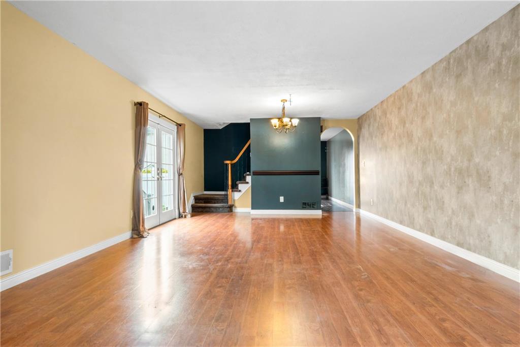 41 Bent Street Eltingville Staten Island NY 10312