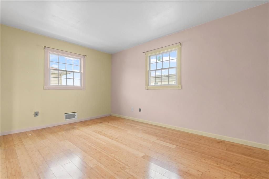 41 Bent Street Eltingville Staten Island NY 10312