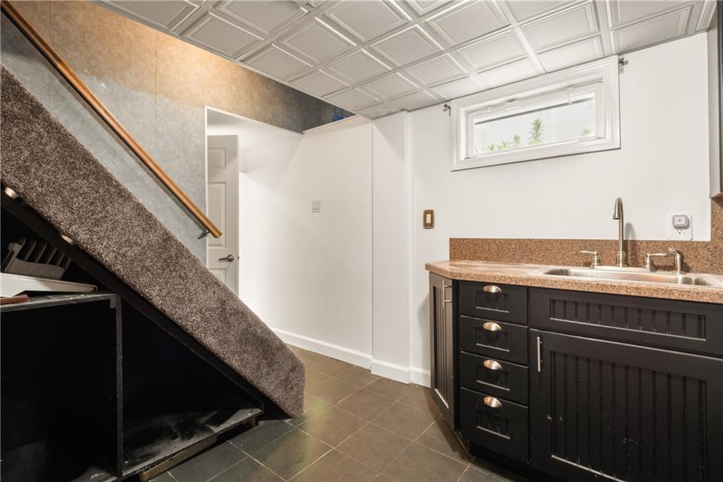 41 Bent Street Eltingville Staten Island NY 10312