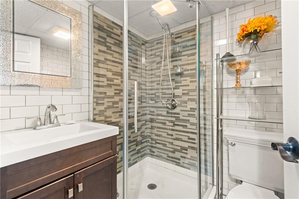 41 Bent Street Eltingville Staten Island NY 10312