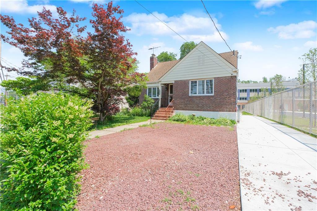 4070 Victory Boulevard Travis Staten Island NY 10314