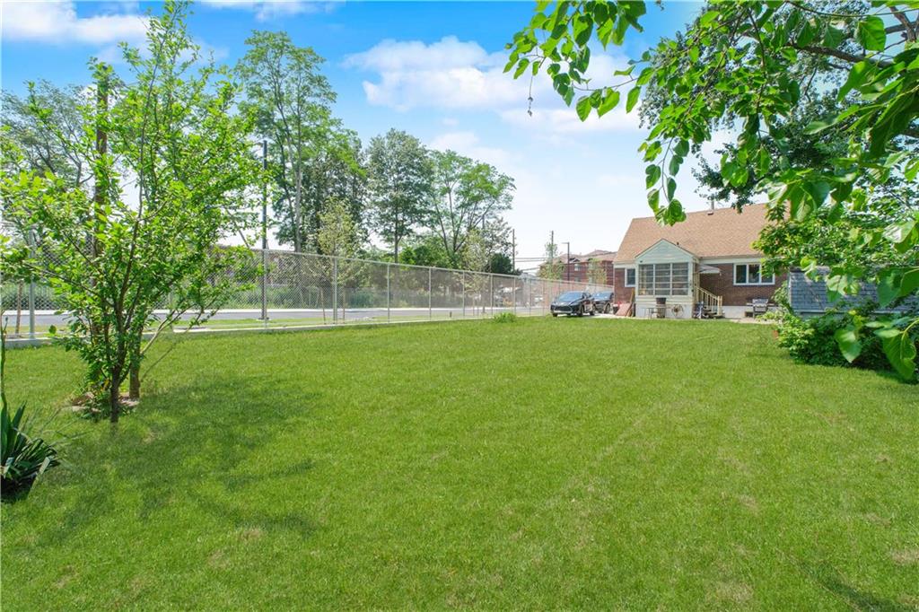 4070 Victory Boulevard Travis Staten Island NY 10314
