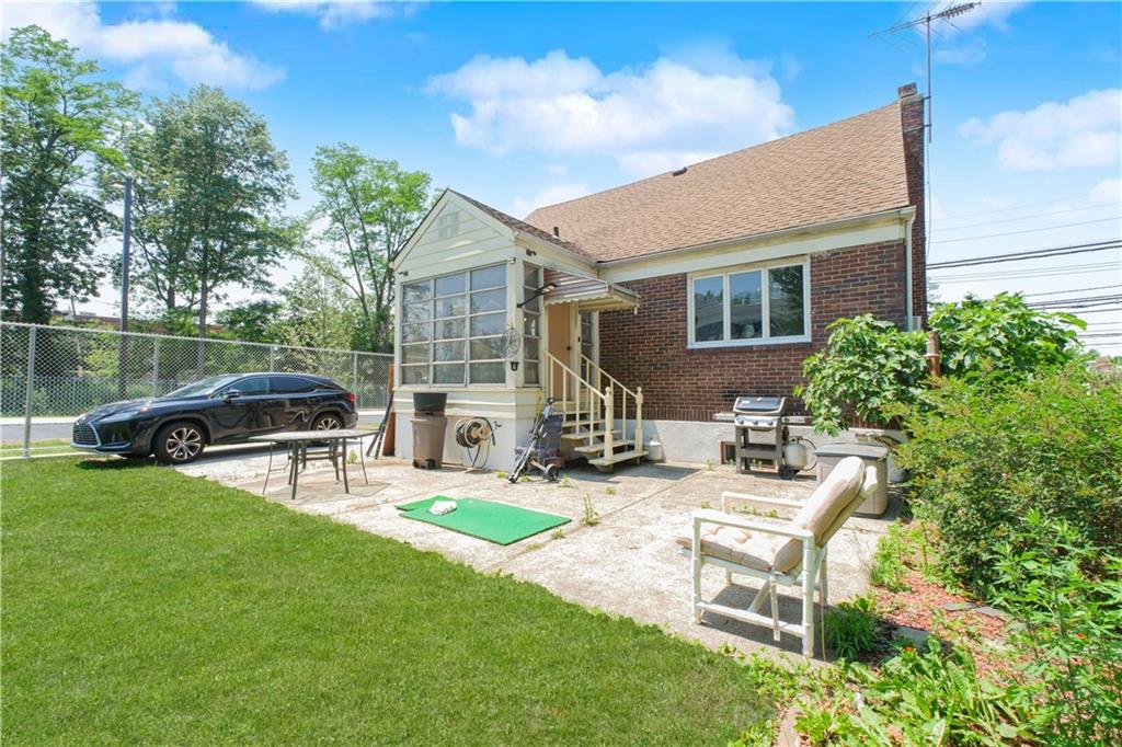 4070 Victory Boulevard Travis Staten Island NY 10314