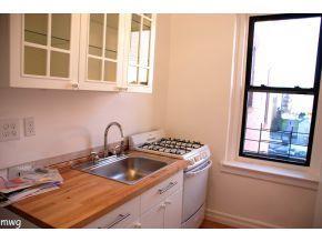 9524 Fort Hamilton Parkway Bay Ridge Brooklyn NY 11209