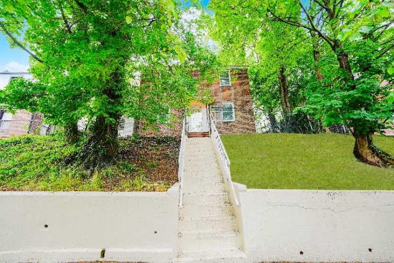 59 Park Hill Avenue Clifton Staten Island NY 10304