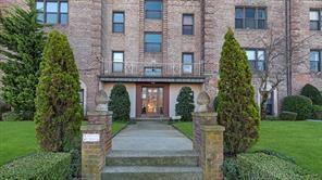 128-11 Newport Avenue Belle Harbor Queens NY 11694
