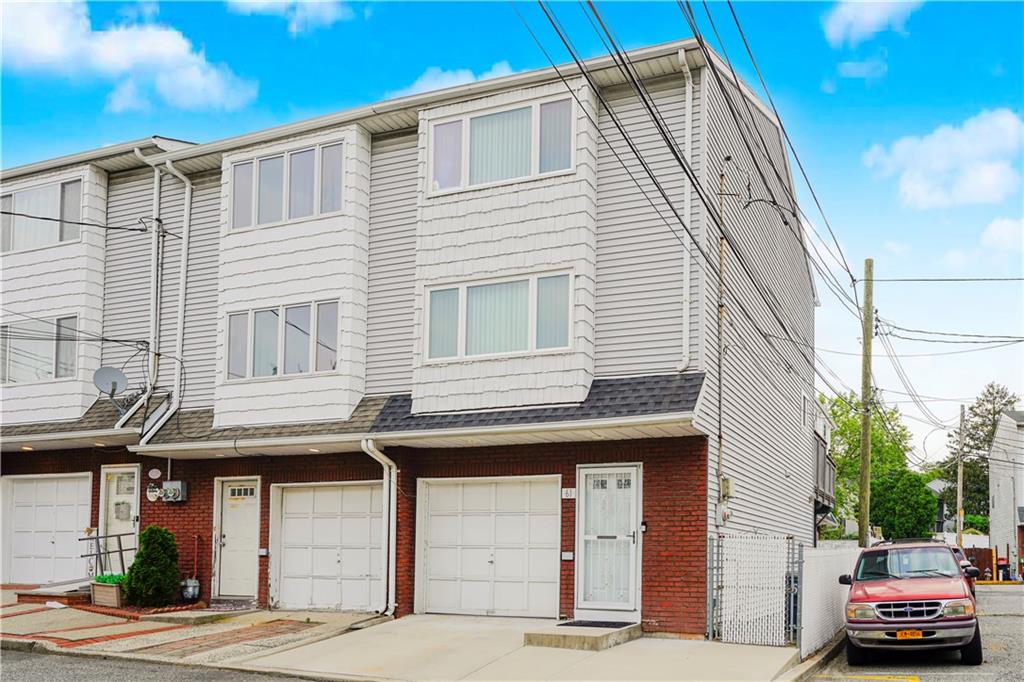 61 Avon Lane Westerleigh Staten Island NY 10314