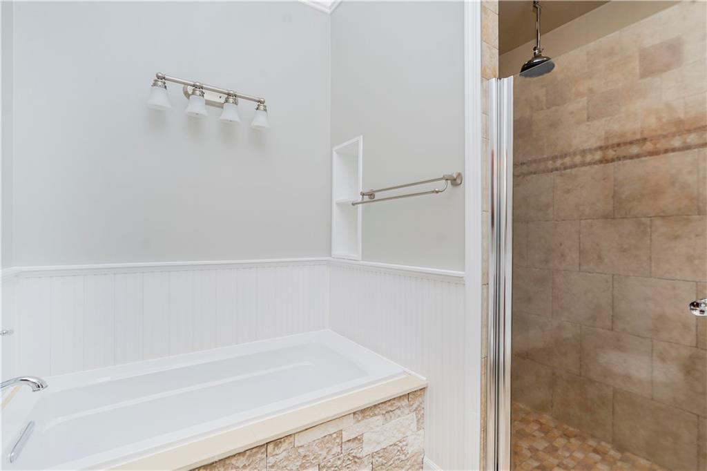 61 Avon Lane Westerleigh Staten Island NY 10314