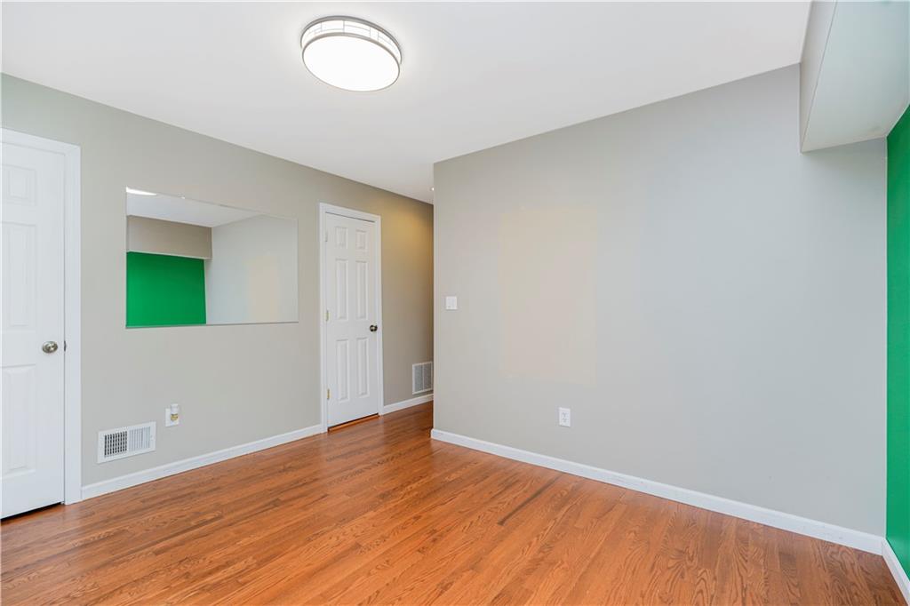 61 Avon Lane Westerleigh Staten Island NY 10314