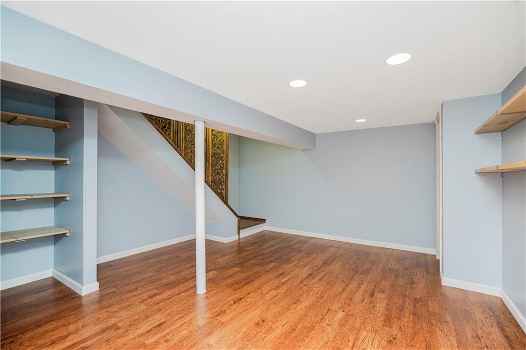 61 Avon Lane Westerleigh Staten Island NY 10314