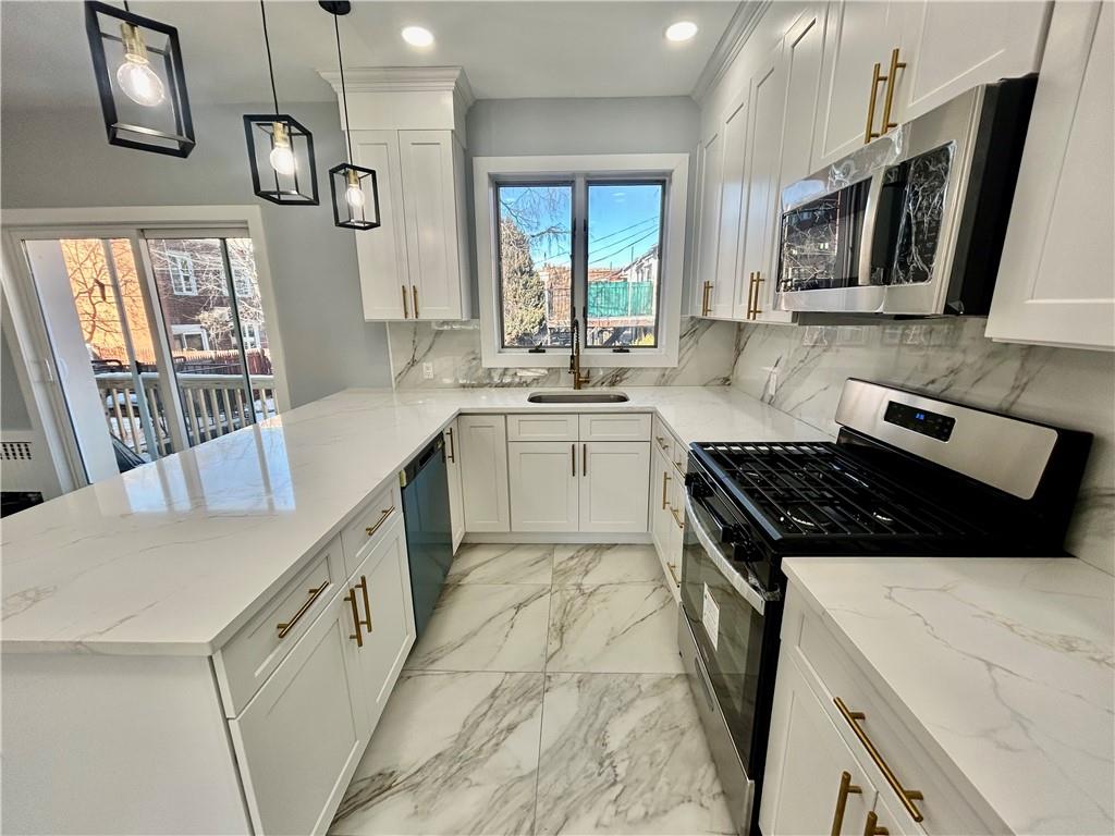 2713 Avenue Y Sheepshead Bay Brooklyn NY 11235