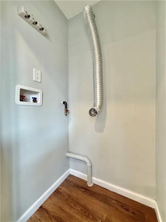 90 Hickory Avenue Arrochar Staten Island NY 10305