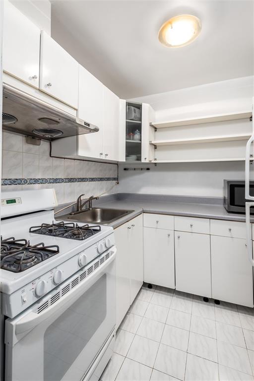 735 Avenue W Sheepshead Bay Brooklyn NY 11223