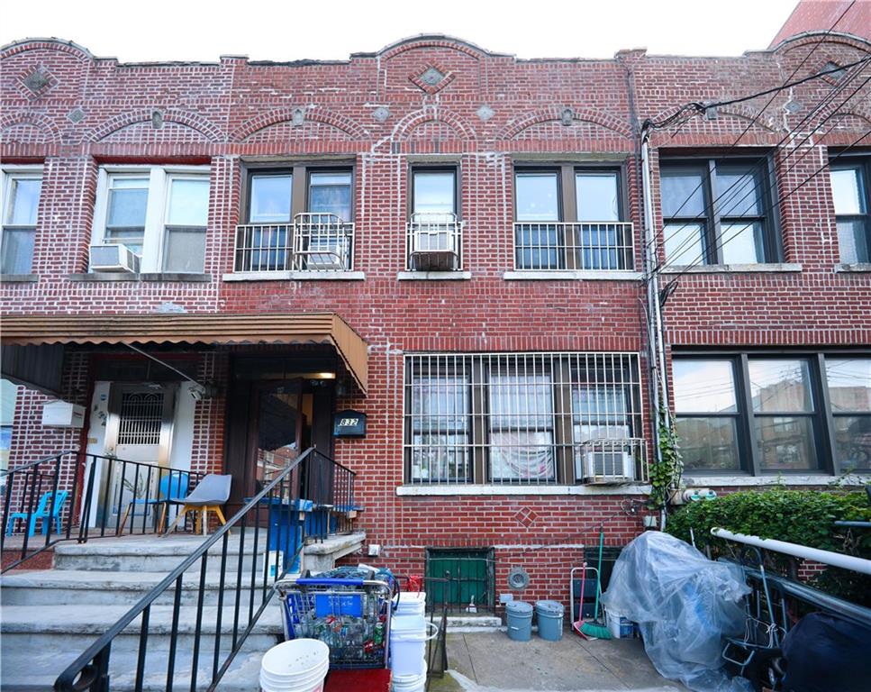 832 49th Street Sunset Park Brooklyn NY 11220