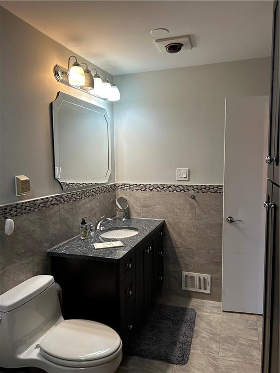 30 Regis Drive Graniteville New York NY 10314