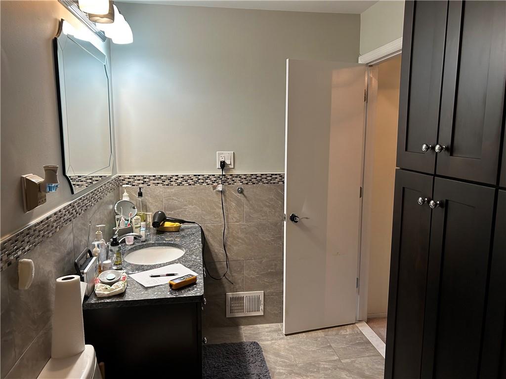 30 Regis Drive Graniteville New York NY 10314