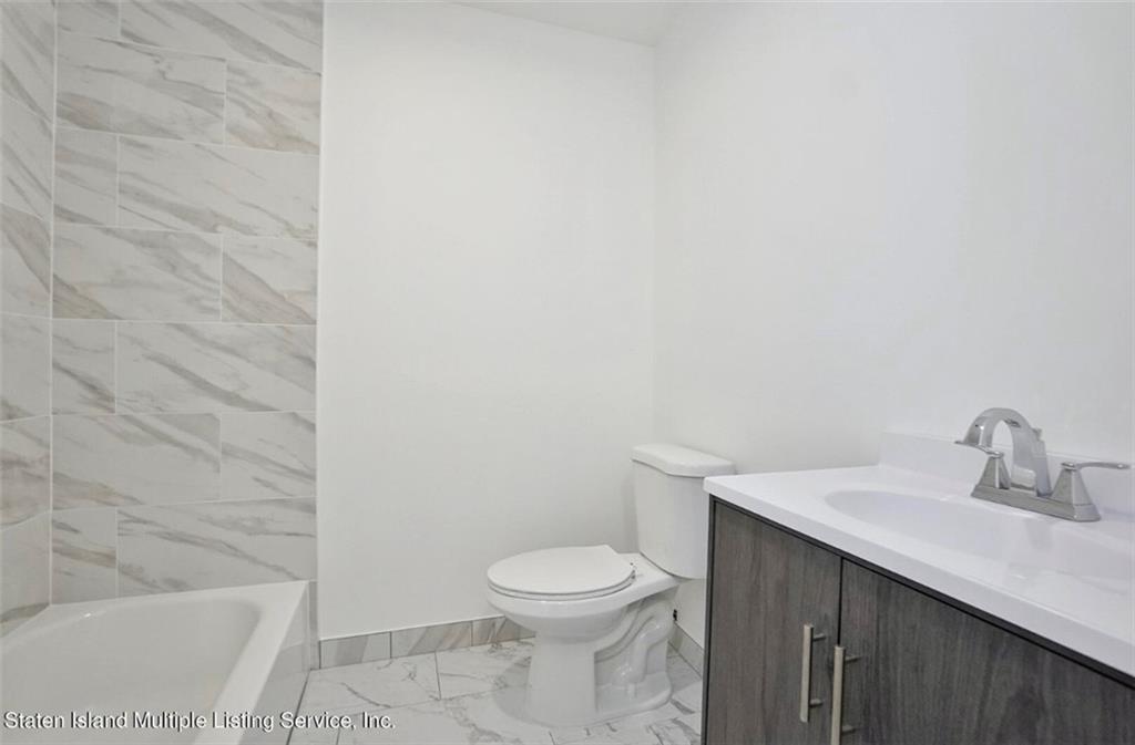 3018 Richmond Terrace Mariner's Harbor Staten Island NY 10303