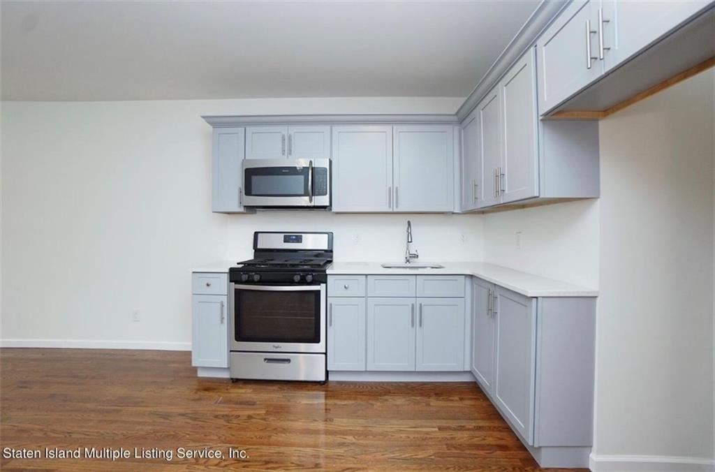 3018 Richmond Terrace Mariner's Harbor Staten Island NY 10303
