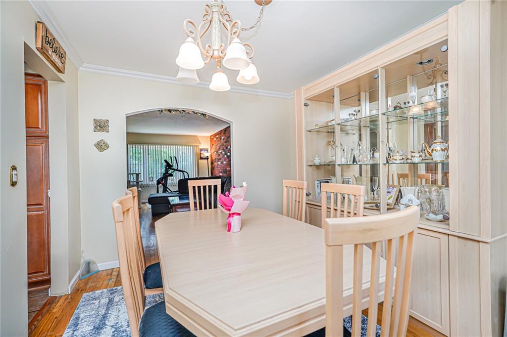 46 Mosely Avenue Annadale Staten Island NY 10312