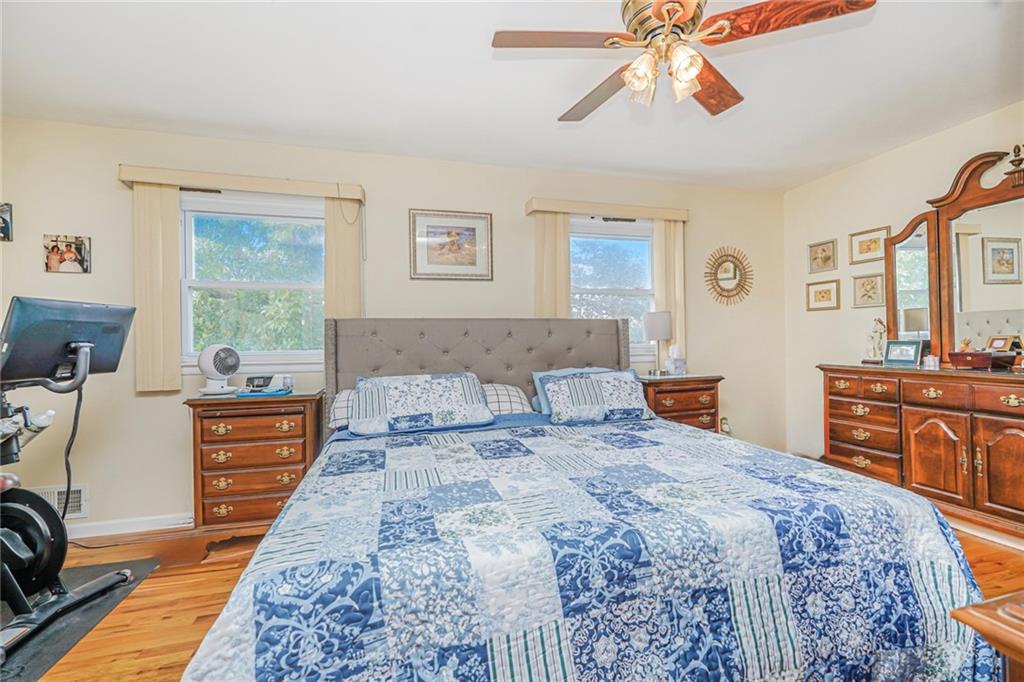 46 Mosely Avenue Annadale Staten Island NY 10312