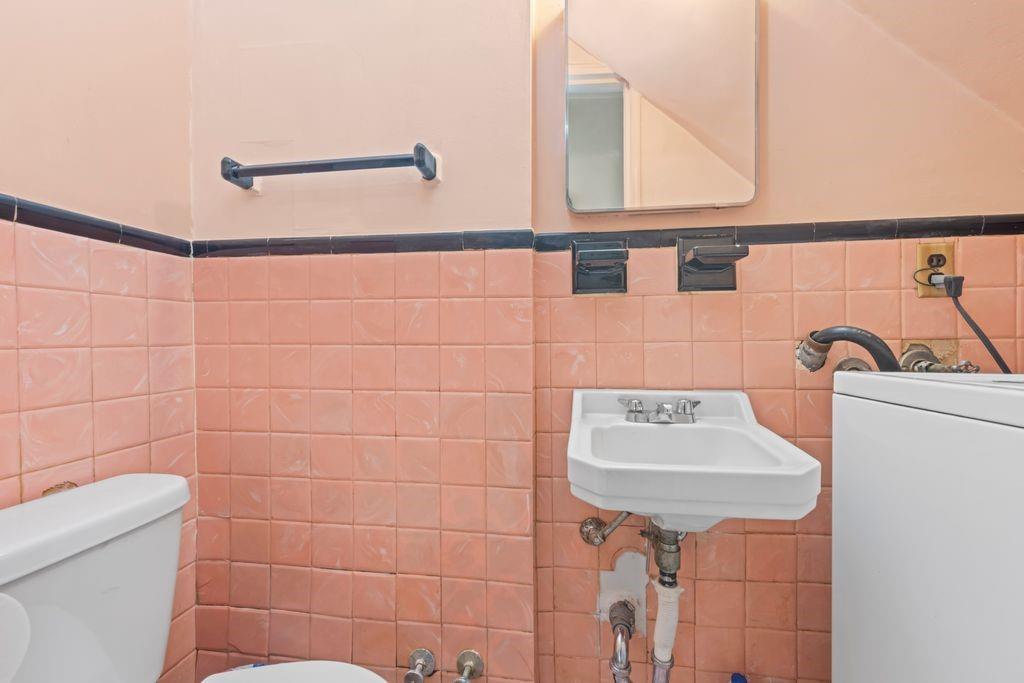 8880 Bay 16th Street Bath Beach Brooklyn NY 11214