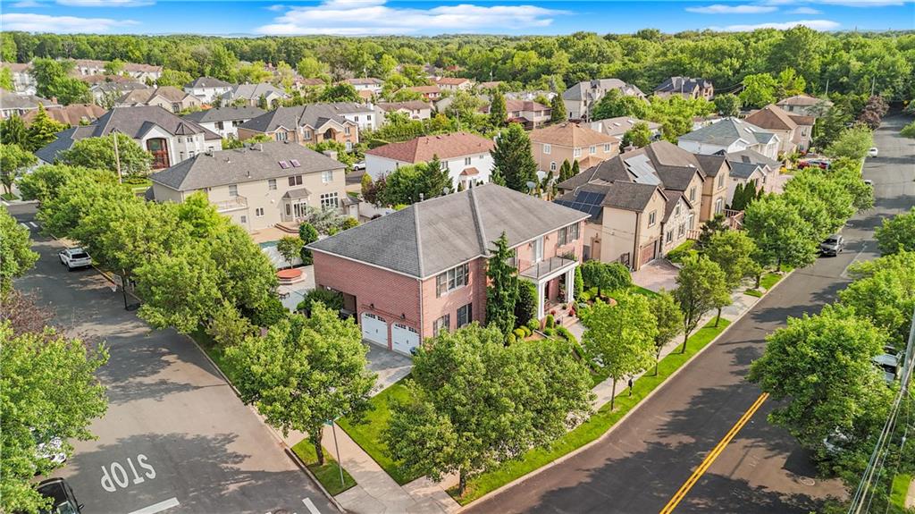 274 South Railroad Street Annadale Staten Island NY 10312