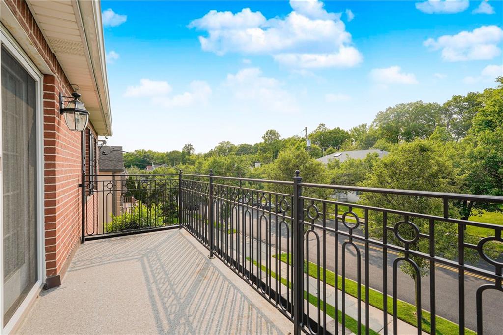 274 South Railroad Street Annadale Staten Island NY 10312
