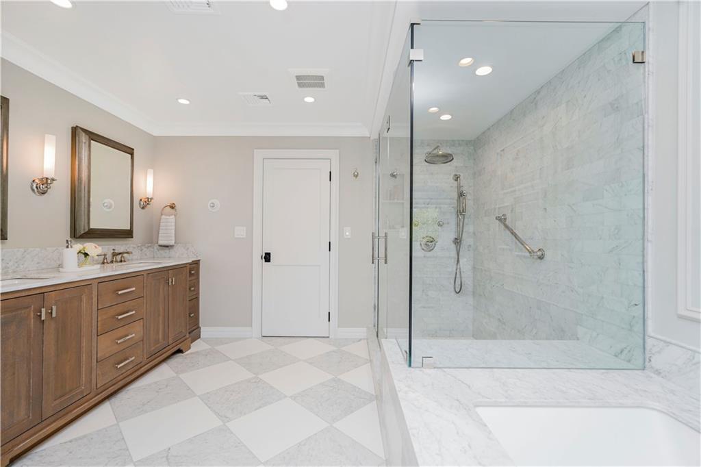 274 South Railroad Street Annadale Staten Island NY 10312