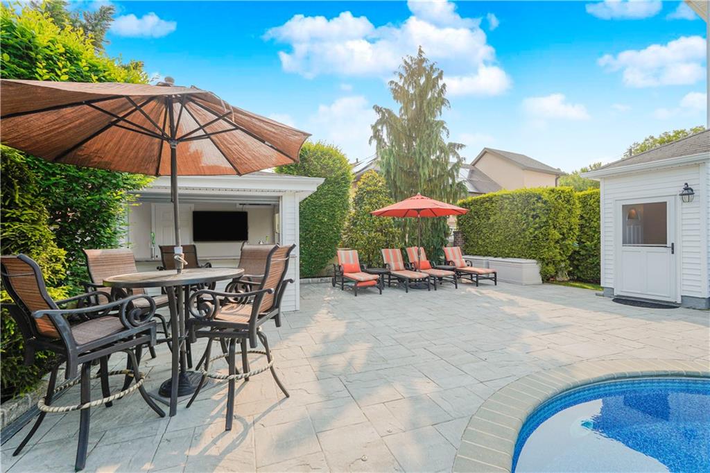 274 South Railroad Street Annadale Staten Island NY 10312