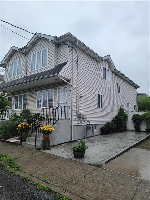30 Winegar Lane West Brighton Staten Island NY 10310
