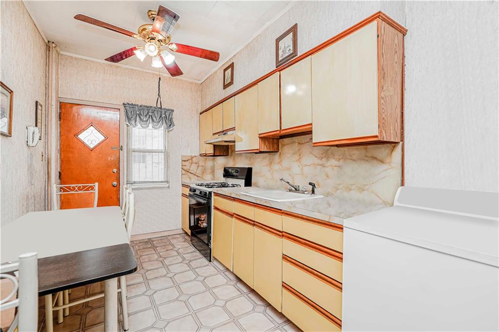 1527 80th Street Bensonhurst Brooklyn NY 11228