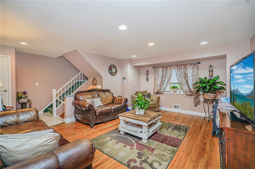 443 Ridgewood Avenue Eltingville Staten Island NY 10312