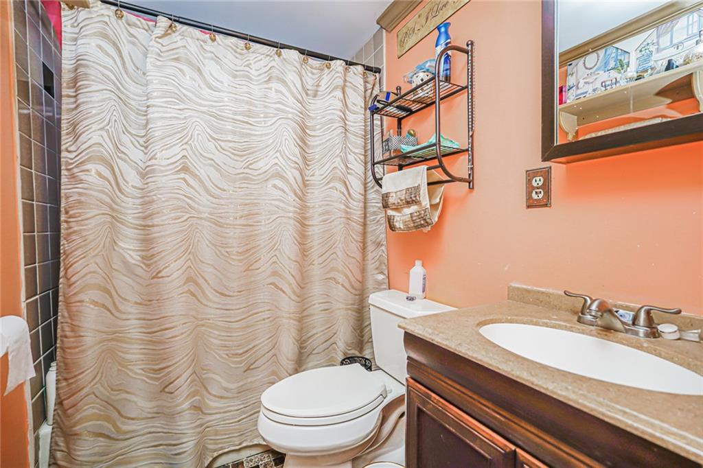 443 Ridgewood Avenue Eltingville Staten Island NY 10312
