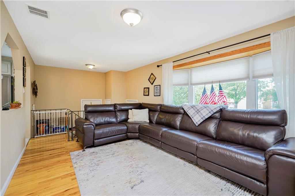 731 Stafford Avenue Rossville Staten Island NY 10309