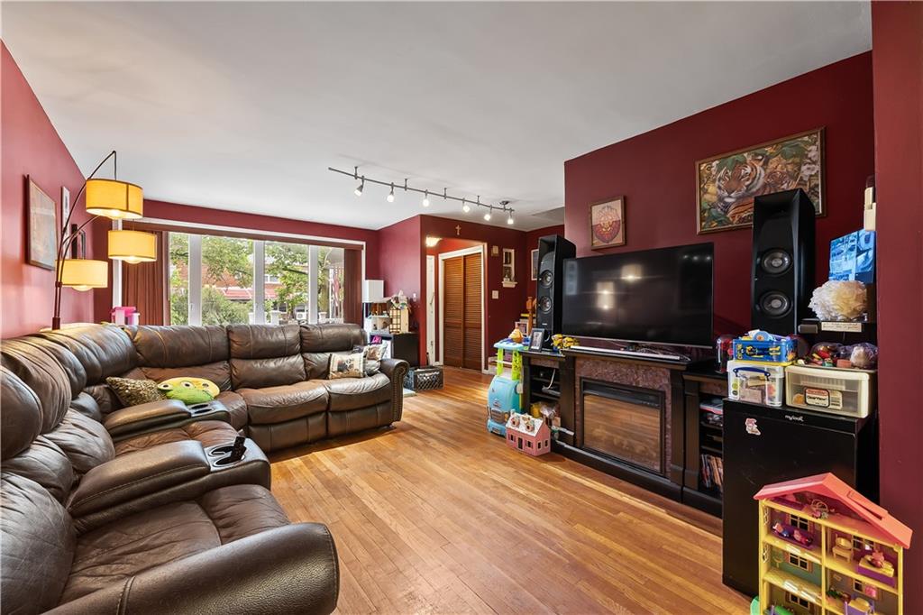 2426 Bragg Street Sheepshead Bay Brooklyn NY 11235