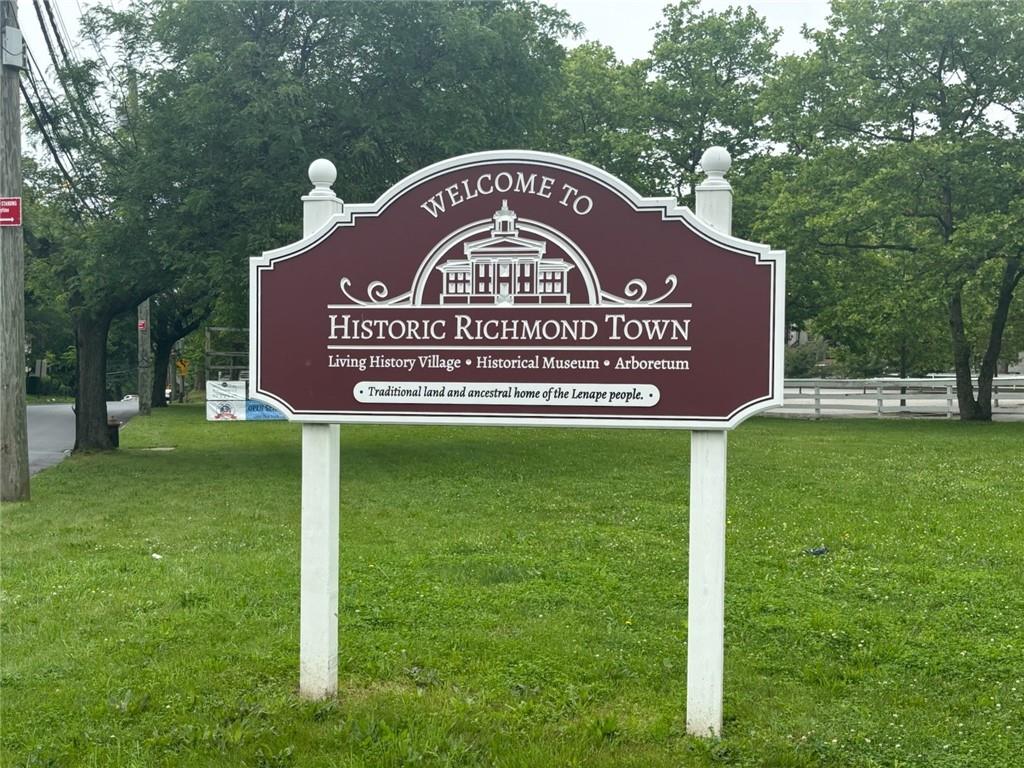 92 Boyce Avenue Richmond Town Staten Island NY 10306